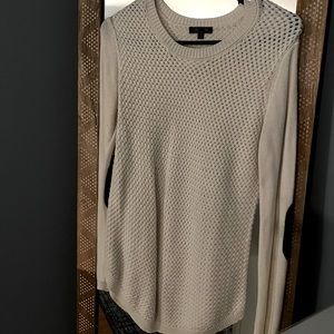 Stylish Sweater barely worn